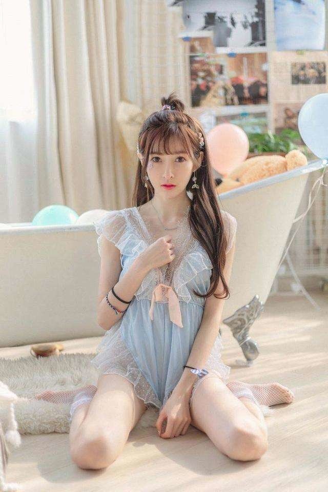 24b8bfbc615b4b79150d6f0f3e3cd5b0